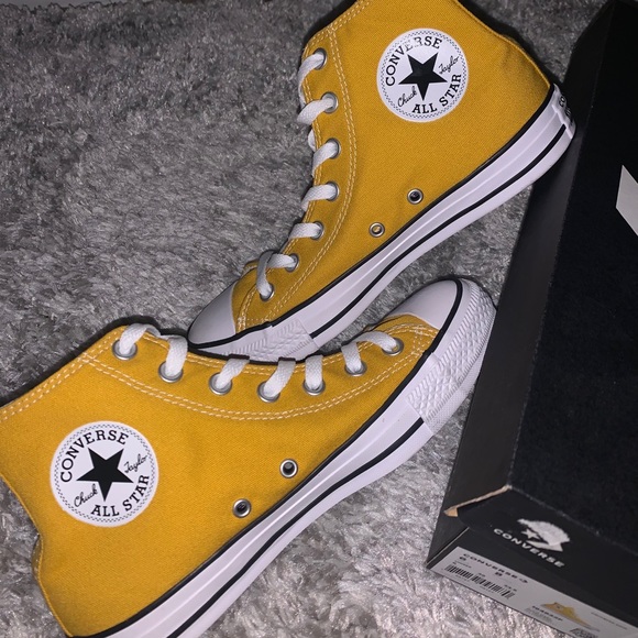 yellow hightop converse